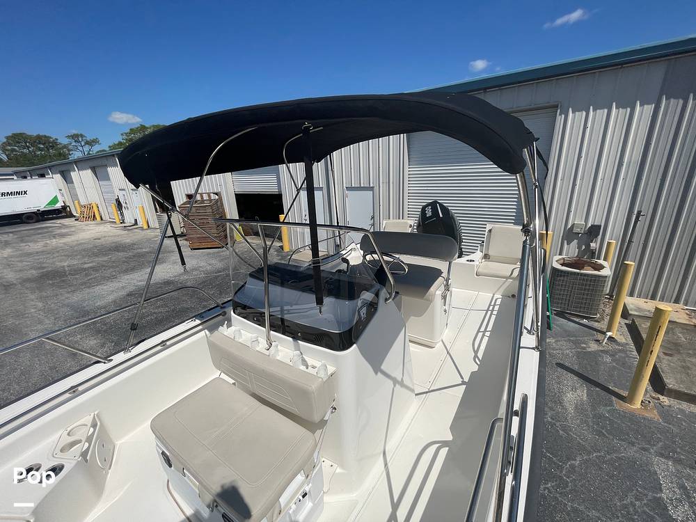 Slide: The Image of Boston Whaler 210 Montauk 2023 - 15354820