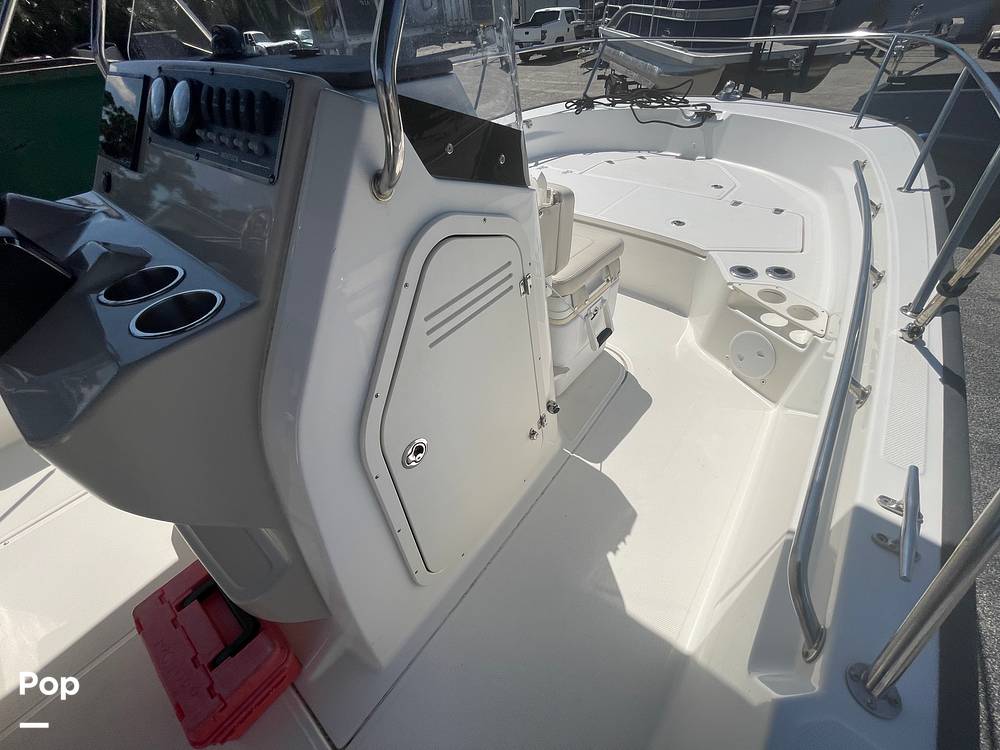 Slide: The Image of Boston Whaler 210 Montauk 2023 - 15354822