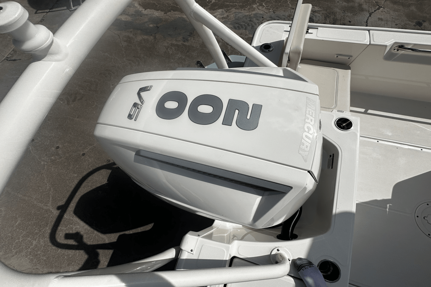 Slide: The Image of Boston Whaler 210 Montauk 2024 - 16