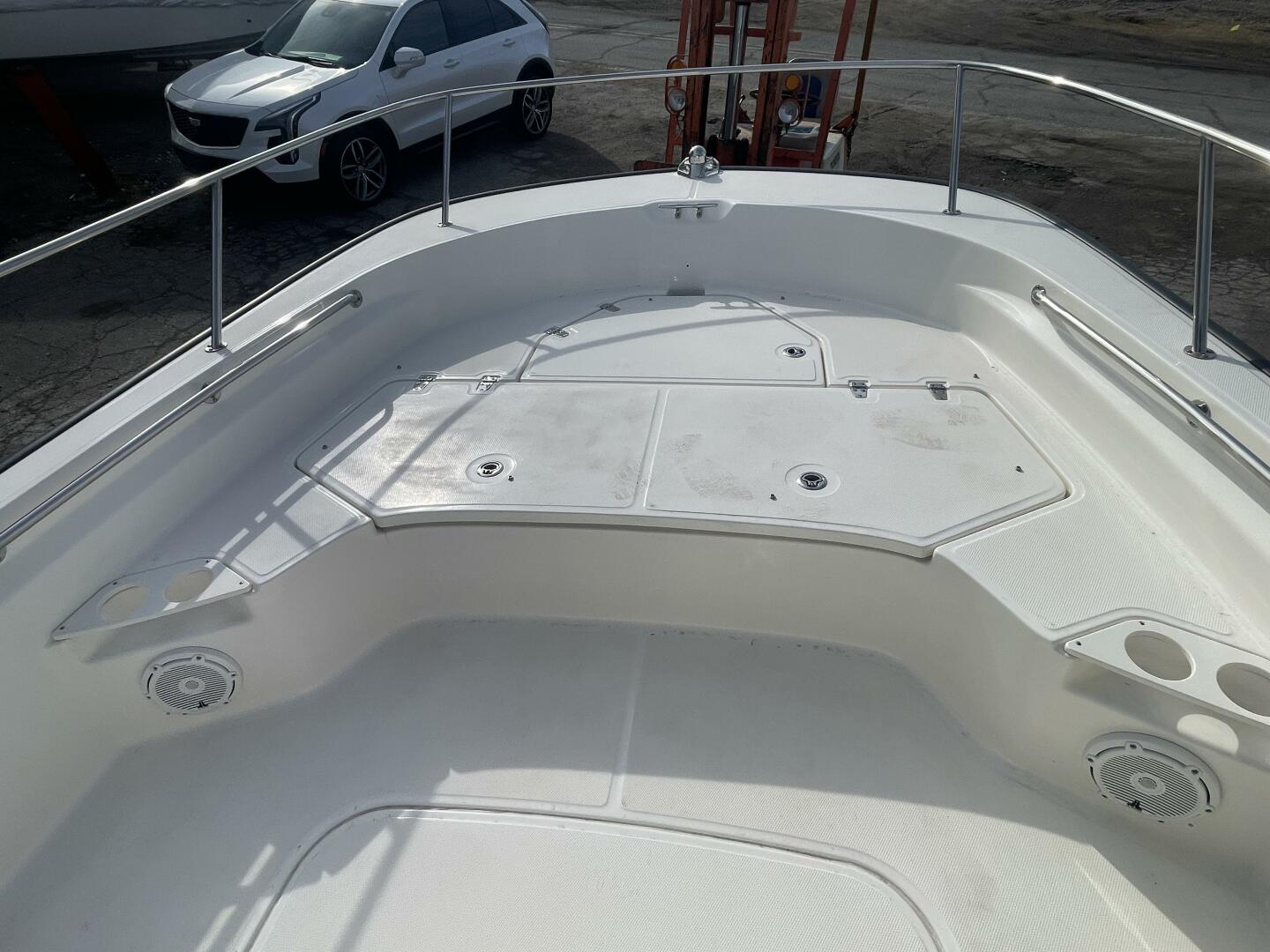 Slide: The Image of Boston Whaler 210 Montauk 2024 - 5136112