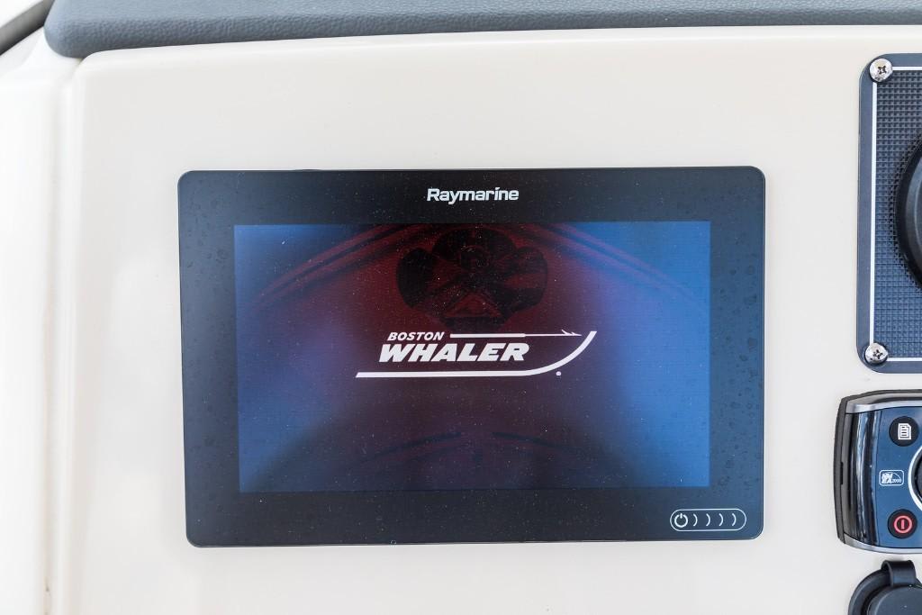 Slide: The Image of Boston Whaler 210 Montauk 2025 - 26
