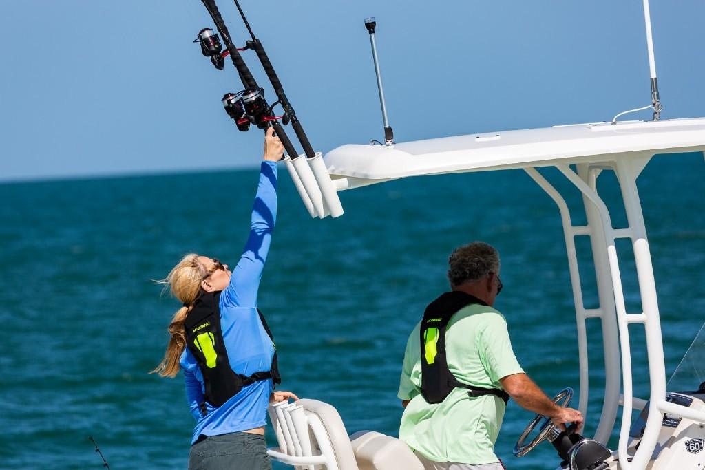 Slide: The Image of Boston Whaler 210 Montauk 2026 - 16