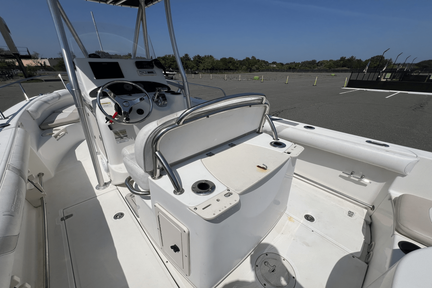 Slide: The Image of Boston Whaler 210 OUTRAGE 2007 - 12