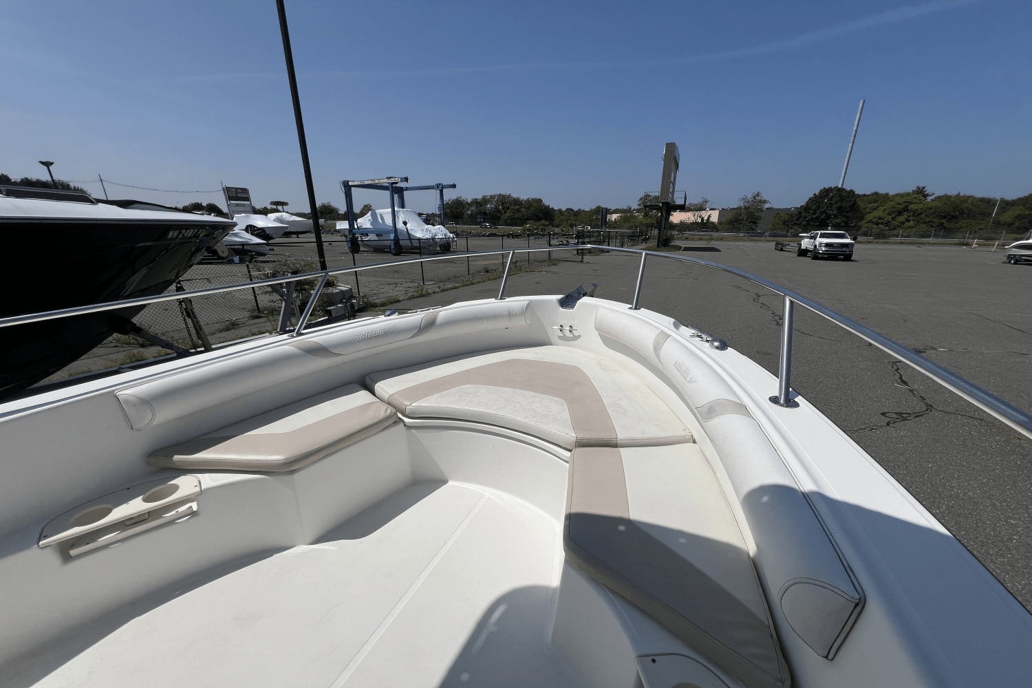 Slide: The Image of Boston Whaler 210 OUTRAGE 2007 - 22