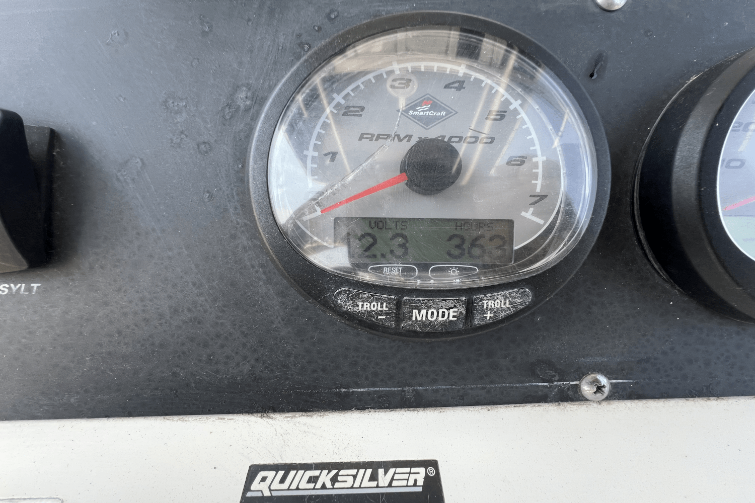 Slide: The Image of Boston Whaler 210 OUTRAGE 2007 - 9