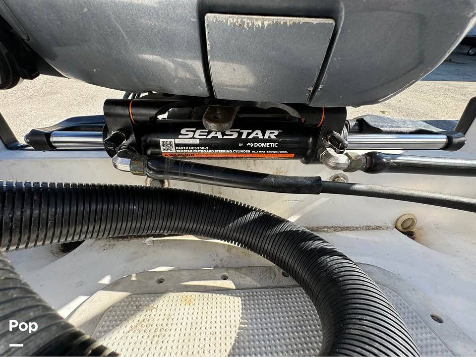 Slide: The Image of Boston Whaler 21 Conquest 1998 - 15568356