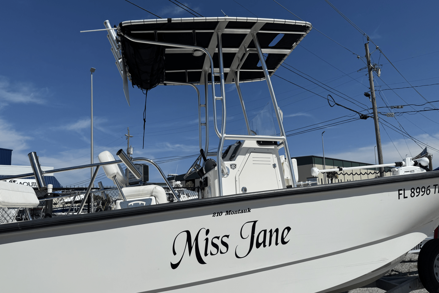 Slide: The Image of Boston Whaler 21 MONTAUK 2018 - 1