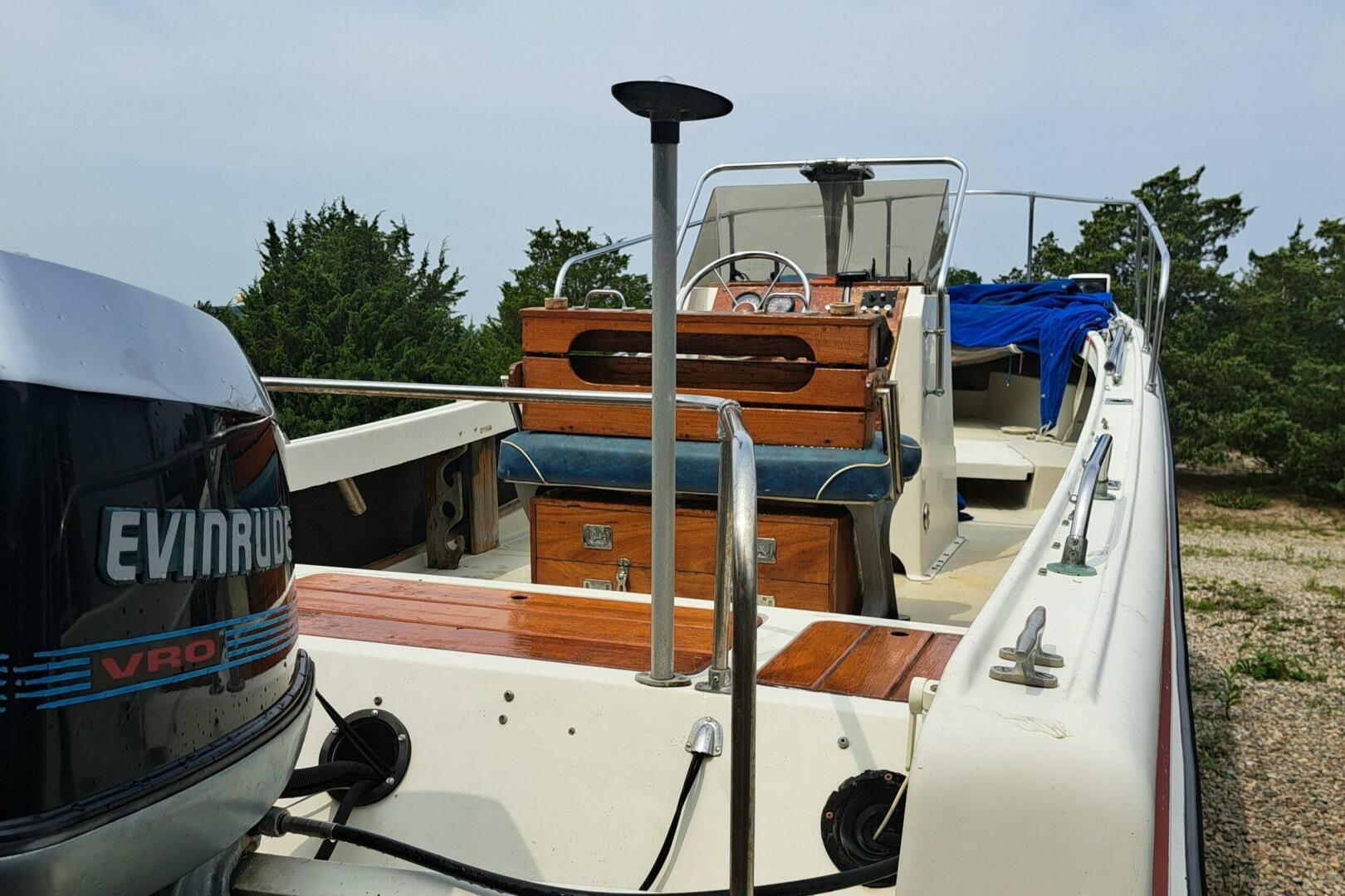 Slide: The Image of Boston Whaler 21 Outrage 1973 - 4933034