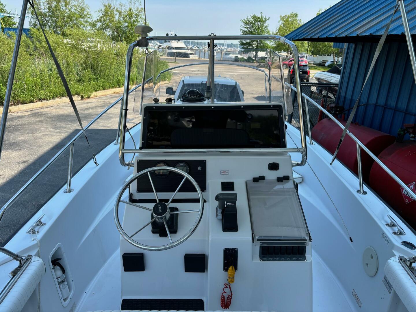 Slide: The Image of Boston Whaler 21 Outrage 1997 - 5388808