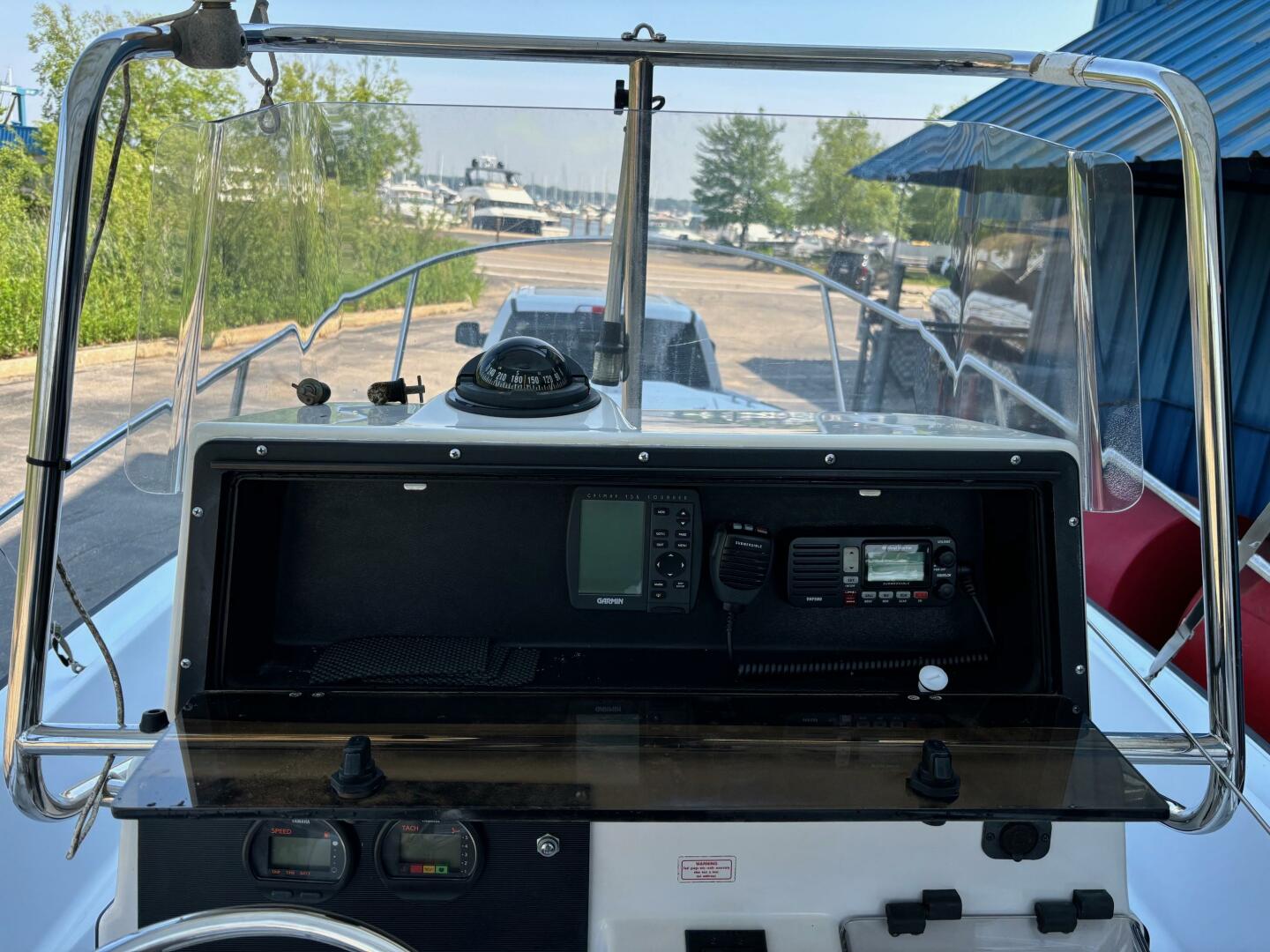 Slide: The Image of Boston Whaler 21 Outrage 1997 - 5388809