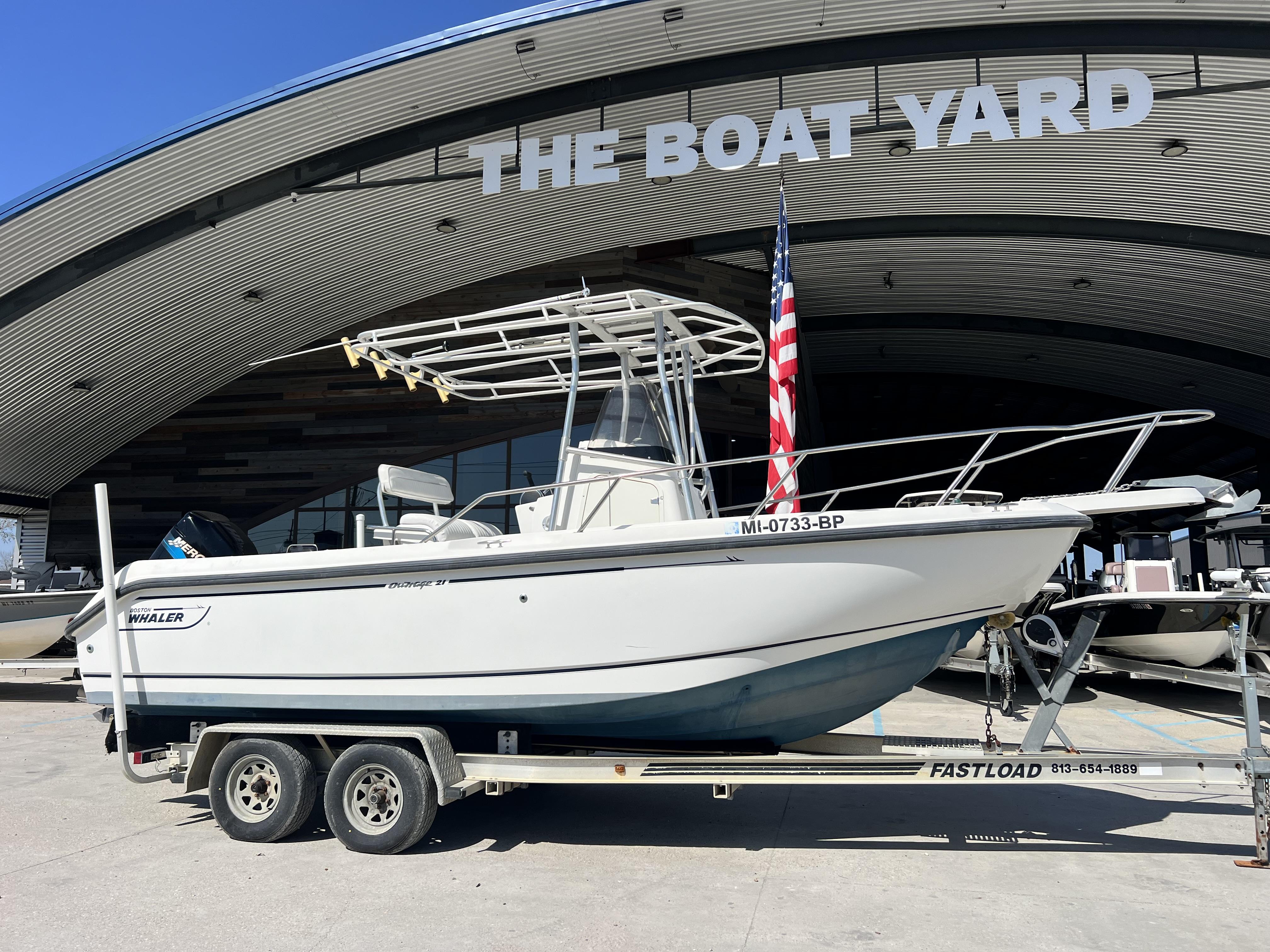 Slide: The Image of Boston Whaler 21 Outrage 2000 - 8