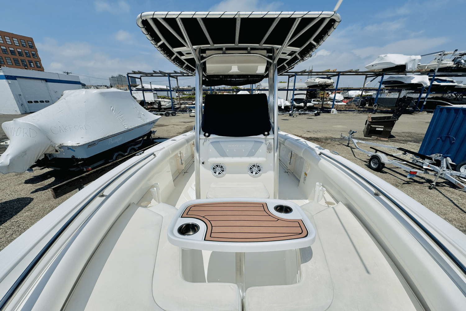 Slide: The Image of Boston Whaler 220 OUTRAGE 2012 - 53