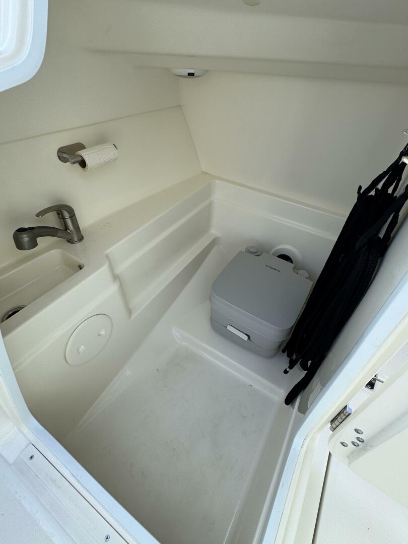 Slide: The Image of Boston Whaler 23 2014 - 5378205