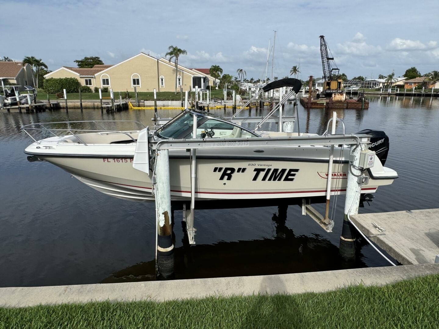 Slide: The Image of Boston Whaler 23 2014 - 5378206