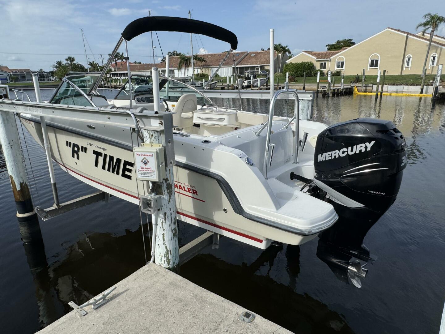Slide: The Image of Boston Whaler 23 2014 - 5378219