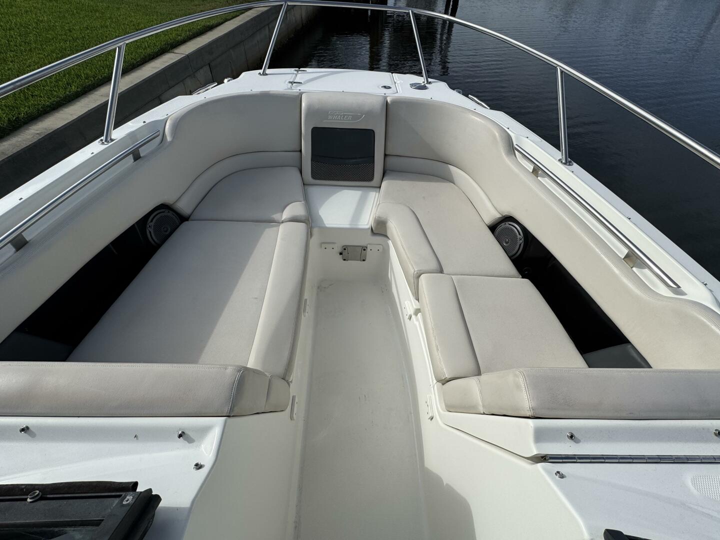 Slide: The Image of Boston Whaler 23 2014 - 5378223