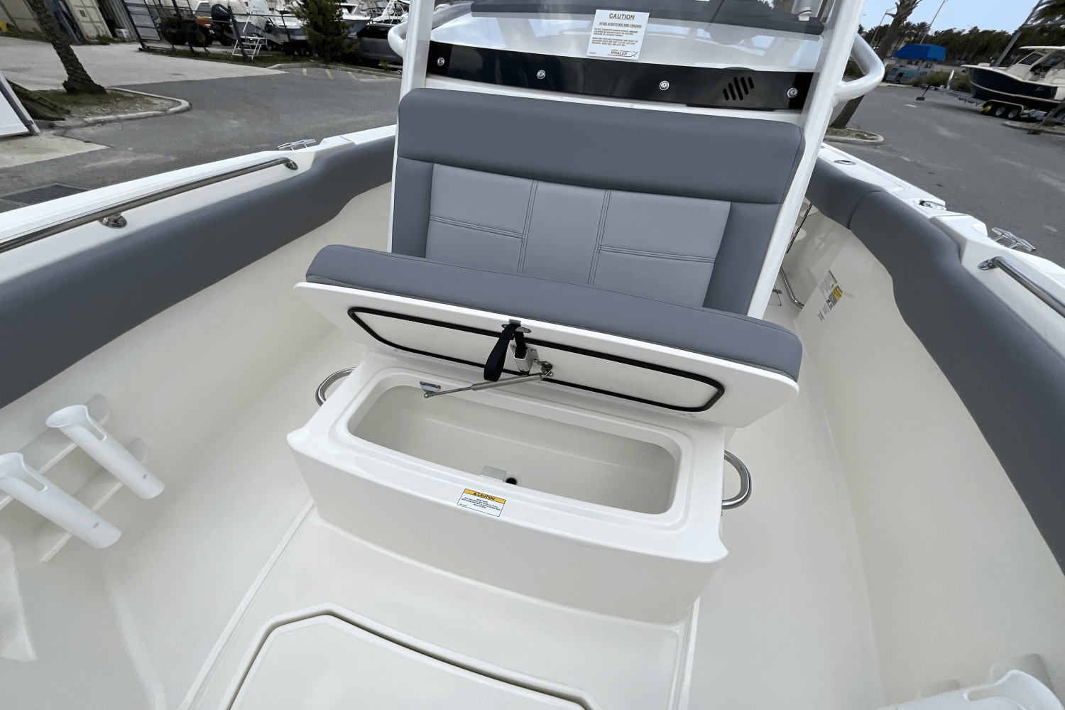 Slide: The Image of Boston Whaler 230 Outrage 2025 - 13