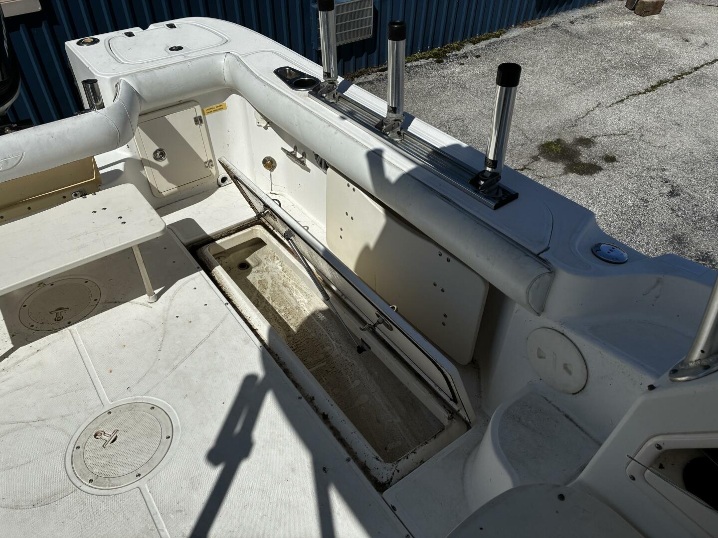 Slide: The Image of Boston Whaler 235 Conquest 2005 - 5295484