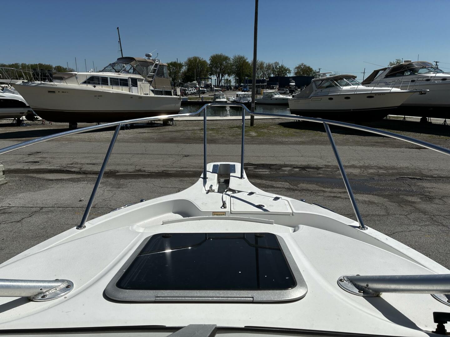 Slide: The Image of Boston Whaler 235 Conquest 2005 - 5295489