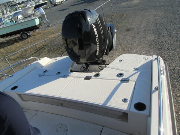 Slide: The Image of 2019 Boston Whaler 240 Dauntless boat with Mercury outboard engine. - 9