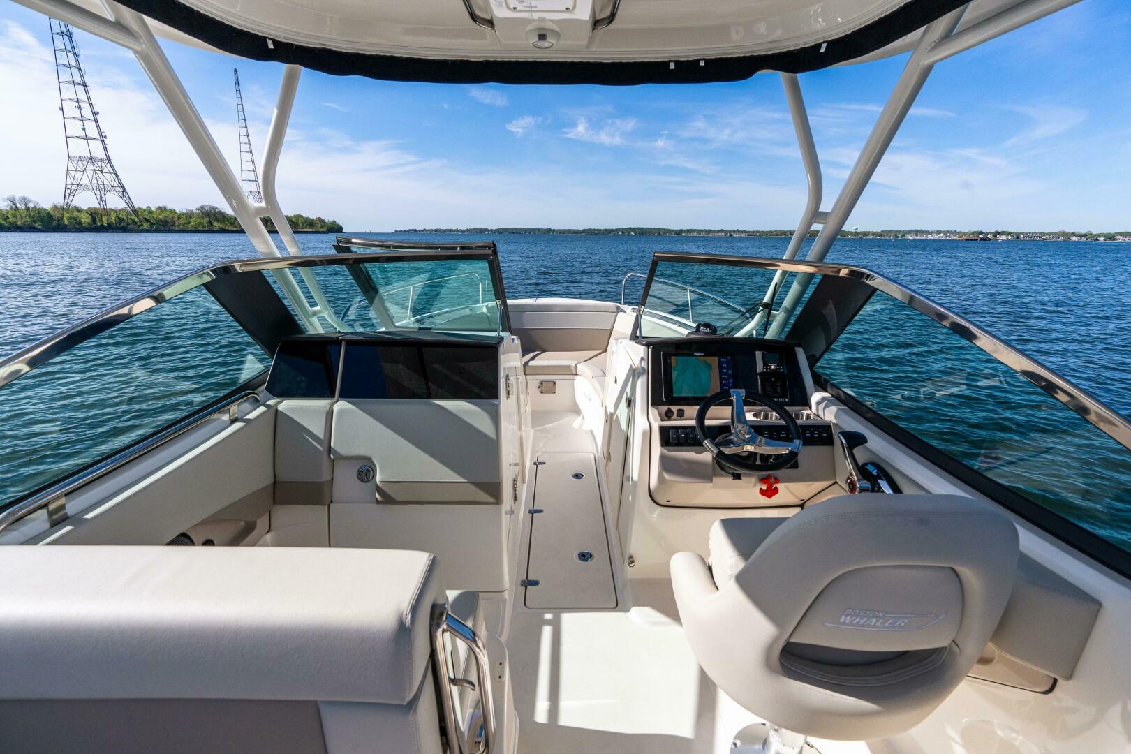 Slide: The Image of Boston Whaler 240 Vantage 2023 - 5251119