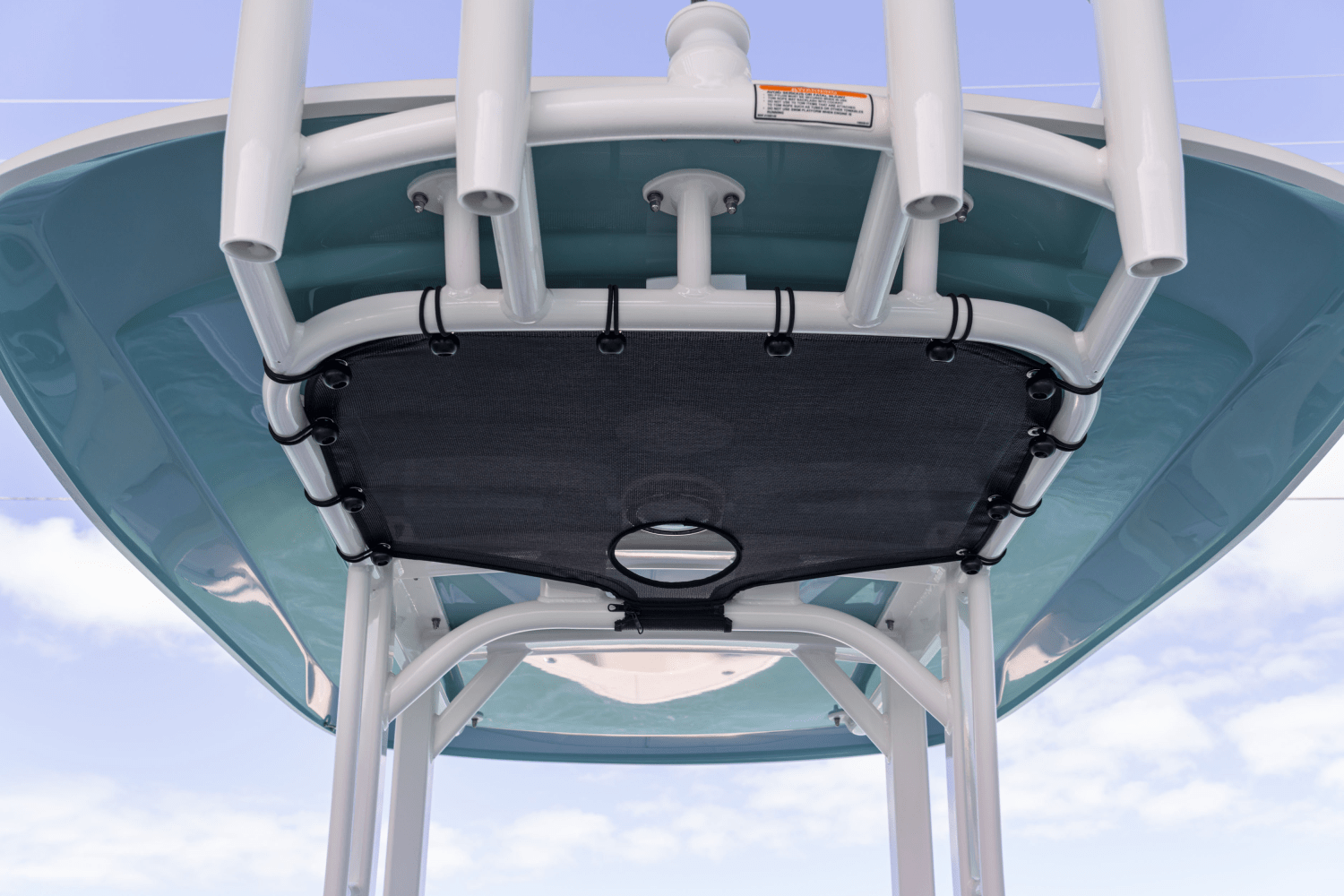 Slide: The Image of Boston Whaler 250 Dauntless 2026 - 49