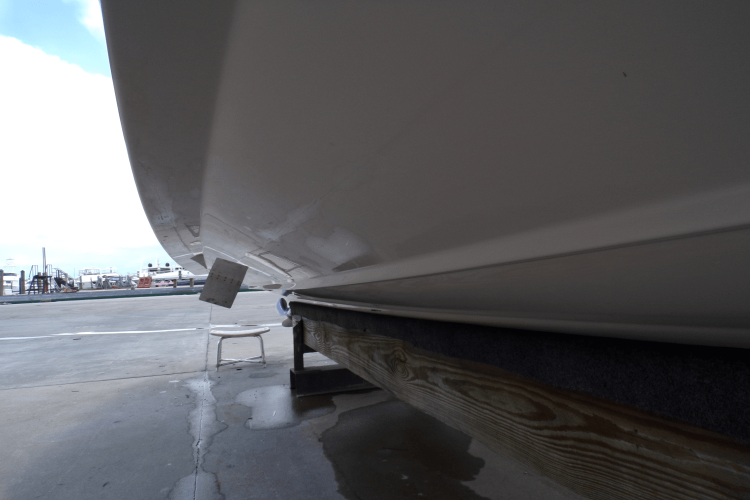 Slide: The Image of Boston Whaler 250 OUTRAGE 2009 - 12
