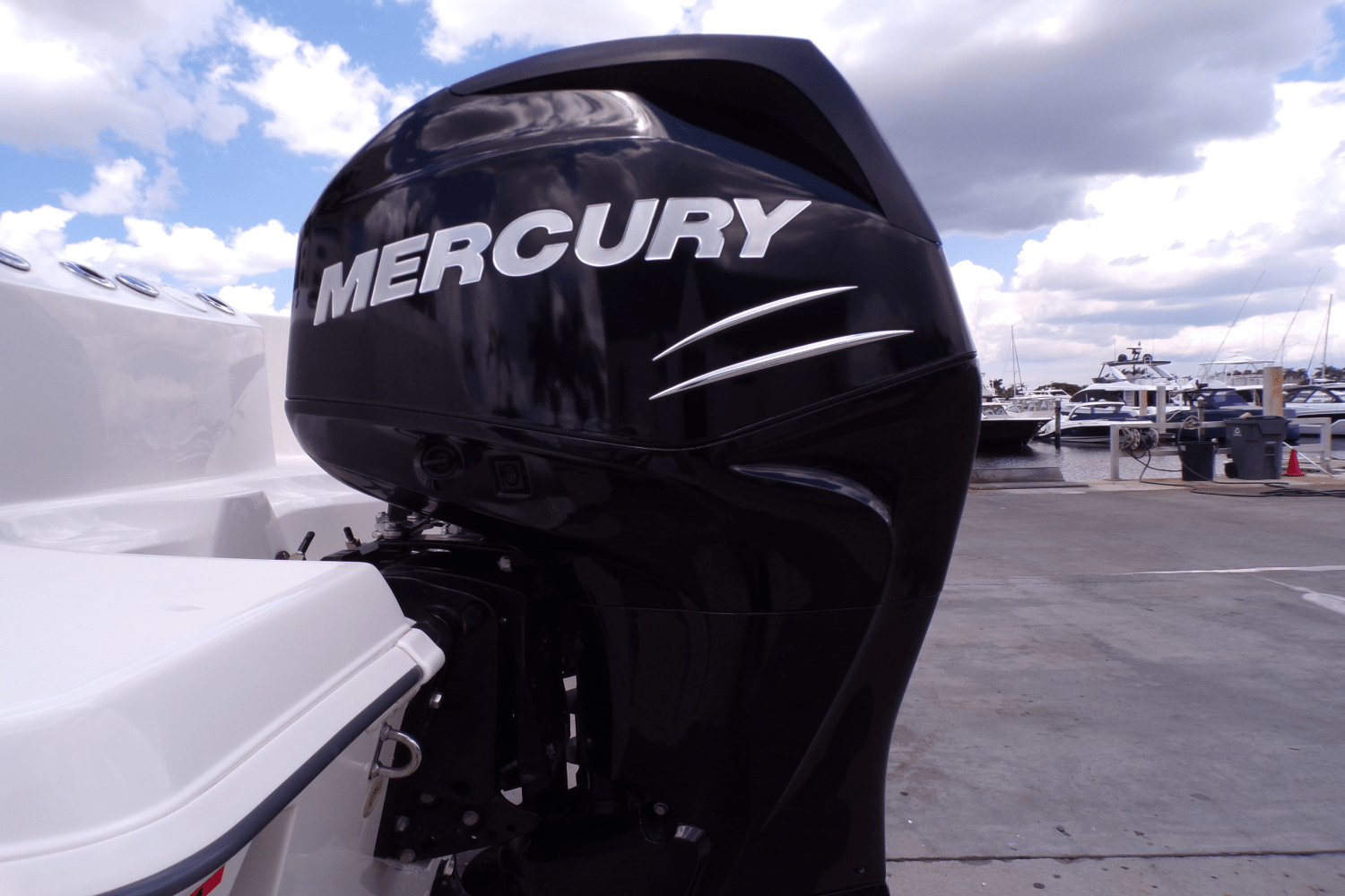 Slide: The Image of Boston Whaler 250 OUTRAGE 2009 - 19