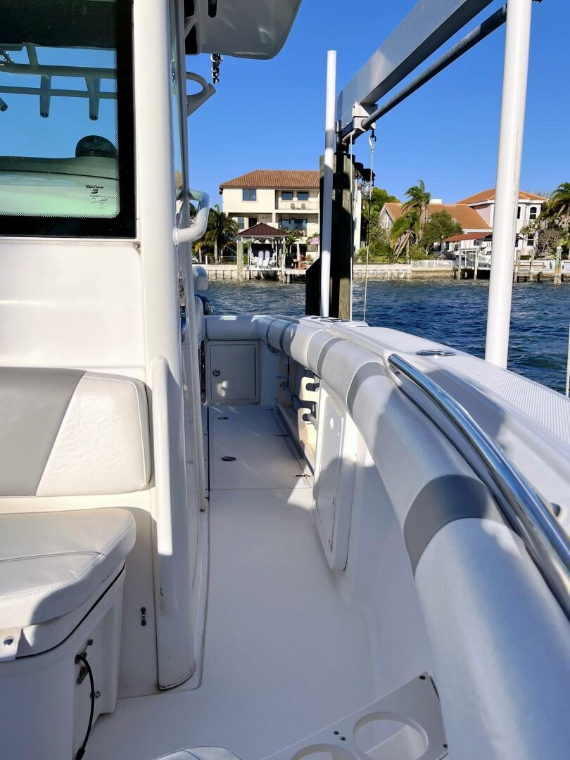 Slide: The Image of 32 - 4252911