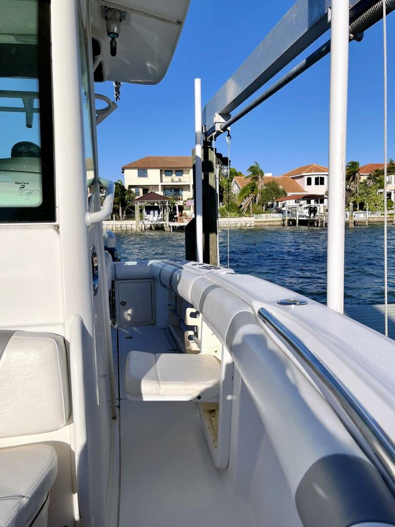 Slide: The Image of 33 - 4252912