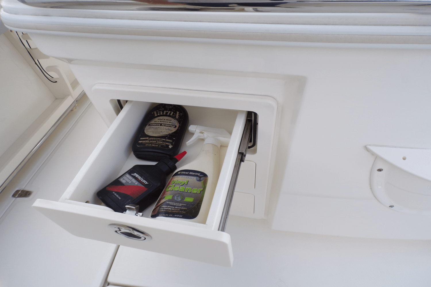 Slide: The Image of Boston Whaler 250 OUTRAGE 2009 - 43