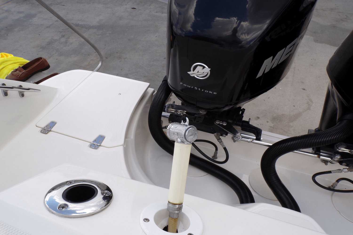 Slide: The Image of Boston Whaler 250 OUTRAGE 2009 - 47