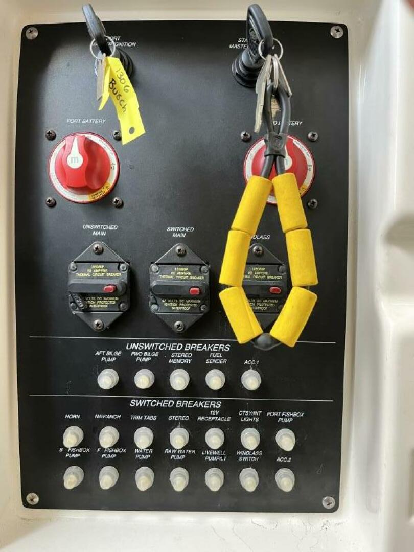 Slide: The Image of Boston Whaler 250 Outrage 2009 - 5051158