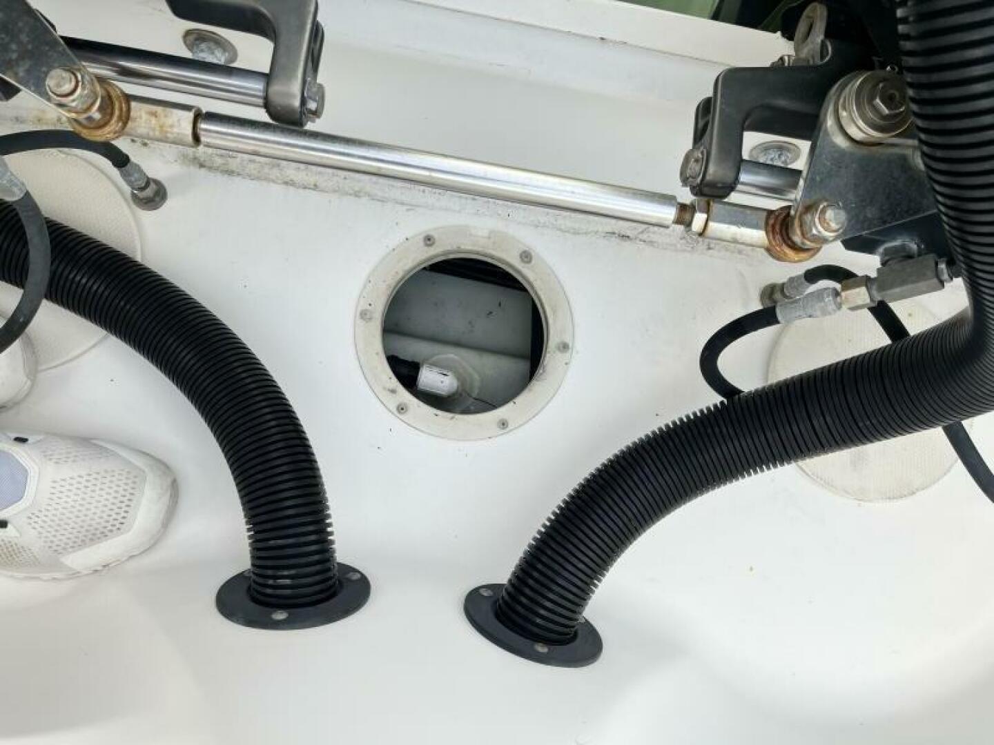 Slide: The Image of Boston Whaler 250 Outrage 2009 - 5051174