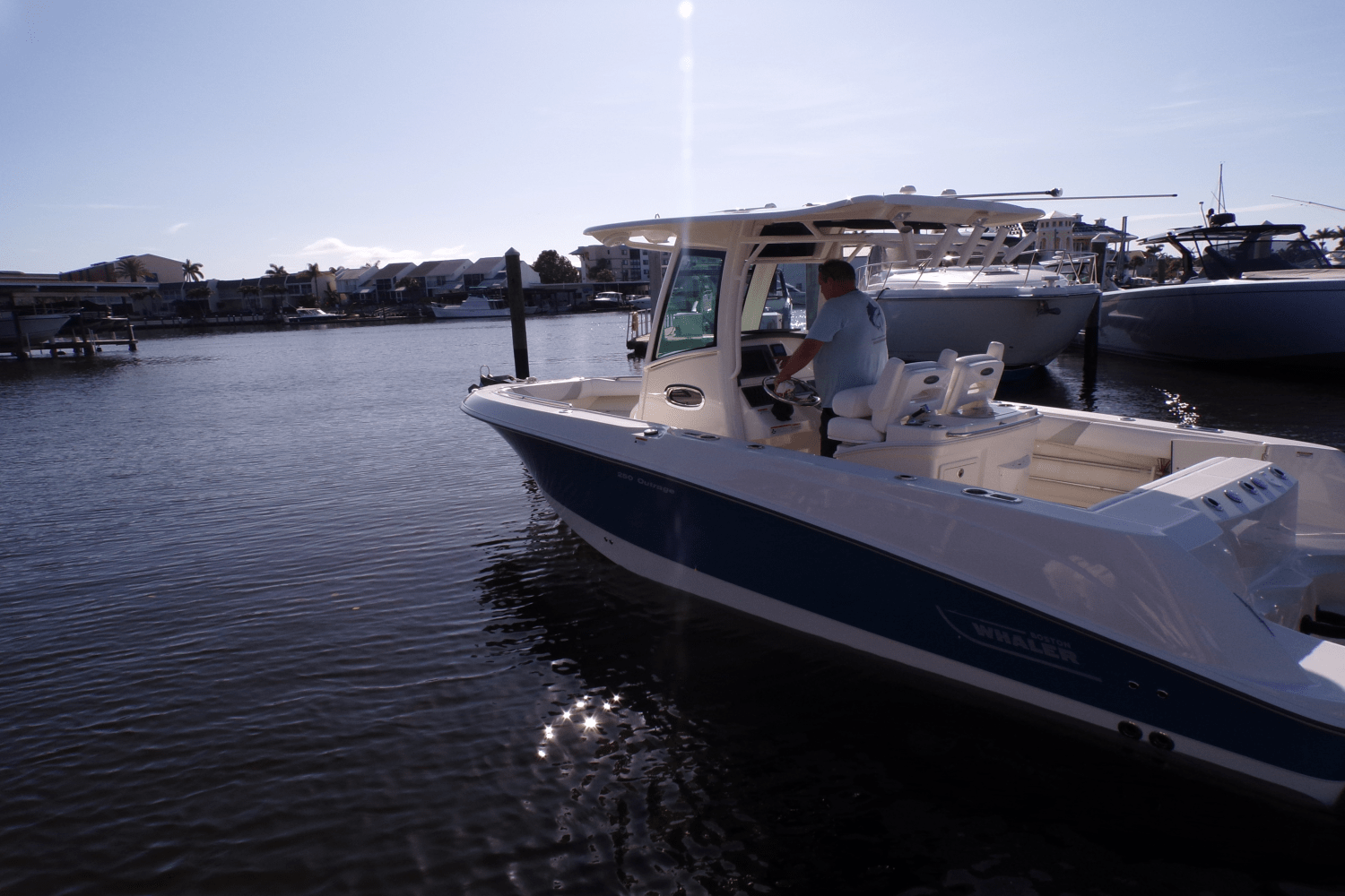 Slide: The Image of Boston Whaler 250 OUTRAGE 2009 - 6