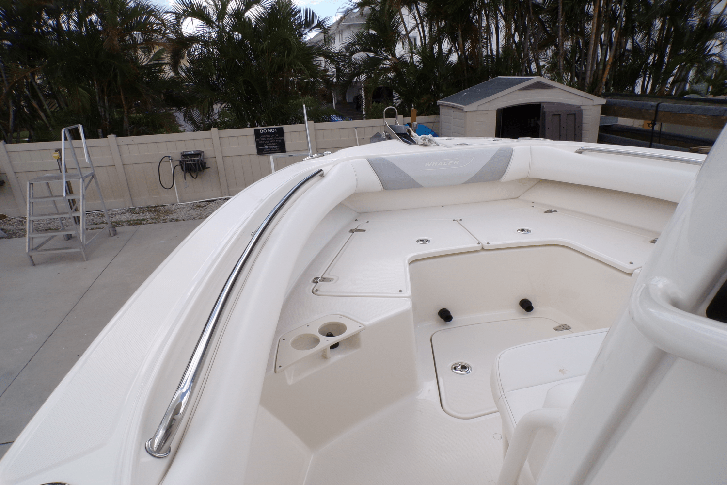Slide: The Image of Boston Whaler 250 OUTRAGE 2009 - 63