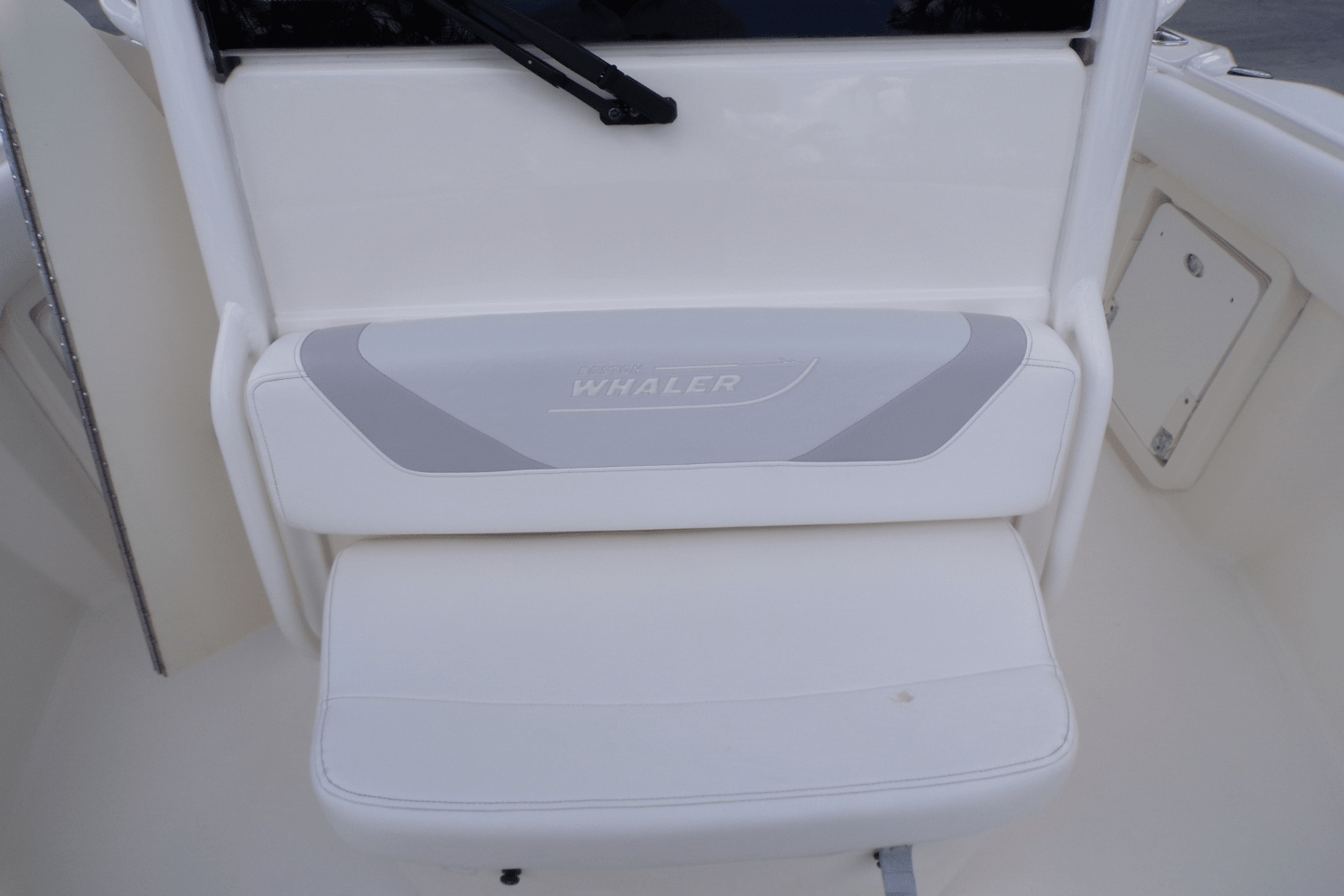 Slide: The Image of Boston Whaler 250 OUTRAGE 2009 - 66