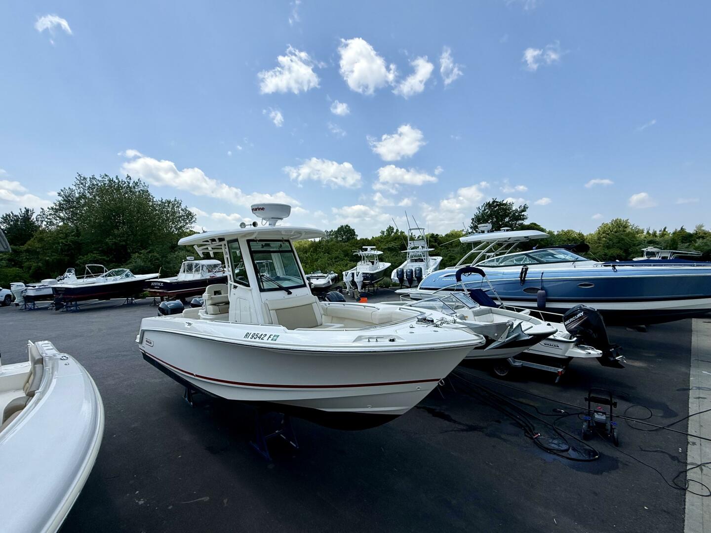 Slide: The Image of Boston Whaler 250 Outrage 2017 - 5503468