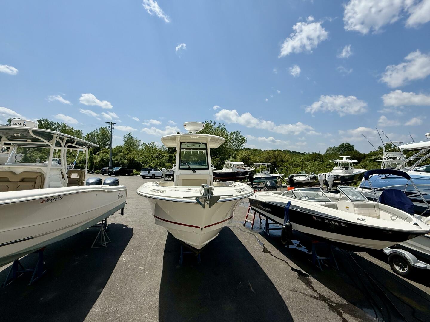 Slide: The Image of Boston Whaler 250 Outrage 2017 - 5503469