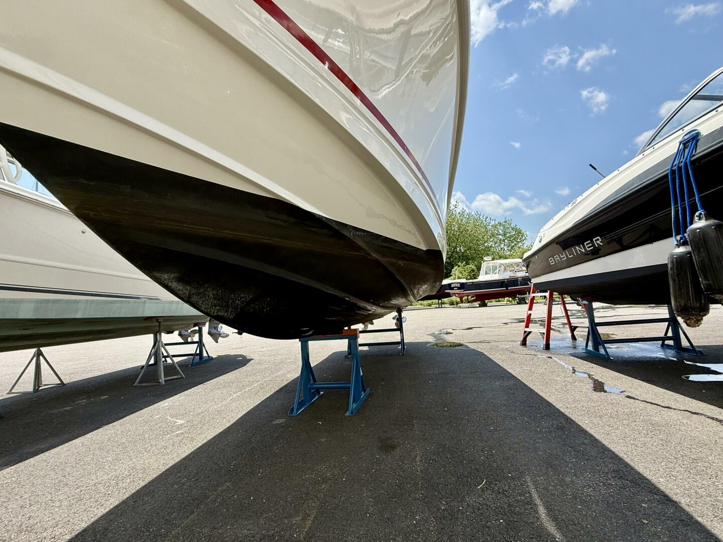 Slide: The Image of Boston Whaler 250 Outrage 2017 - 5503472