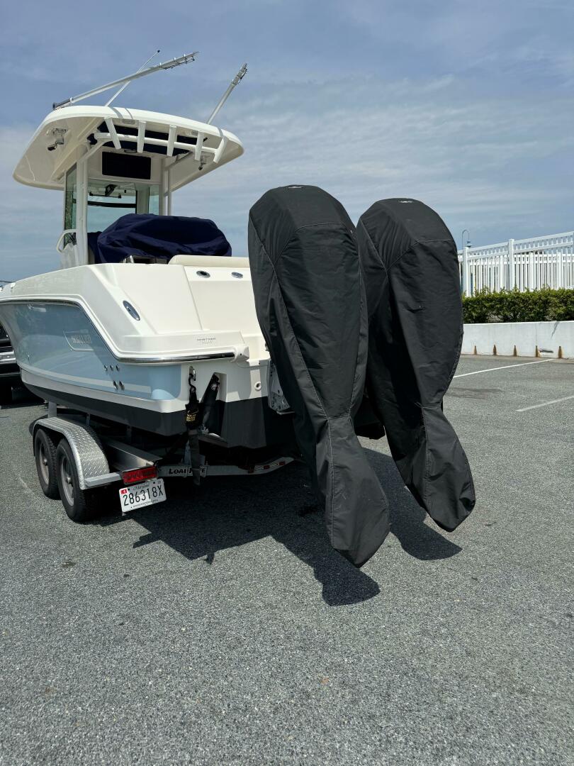 Slide: The Image of Boston Whaler 250 Outrage 2022 - 5279587