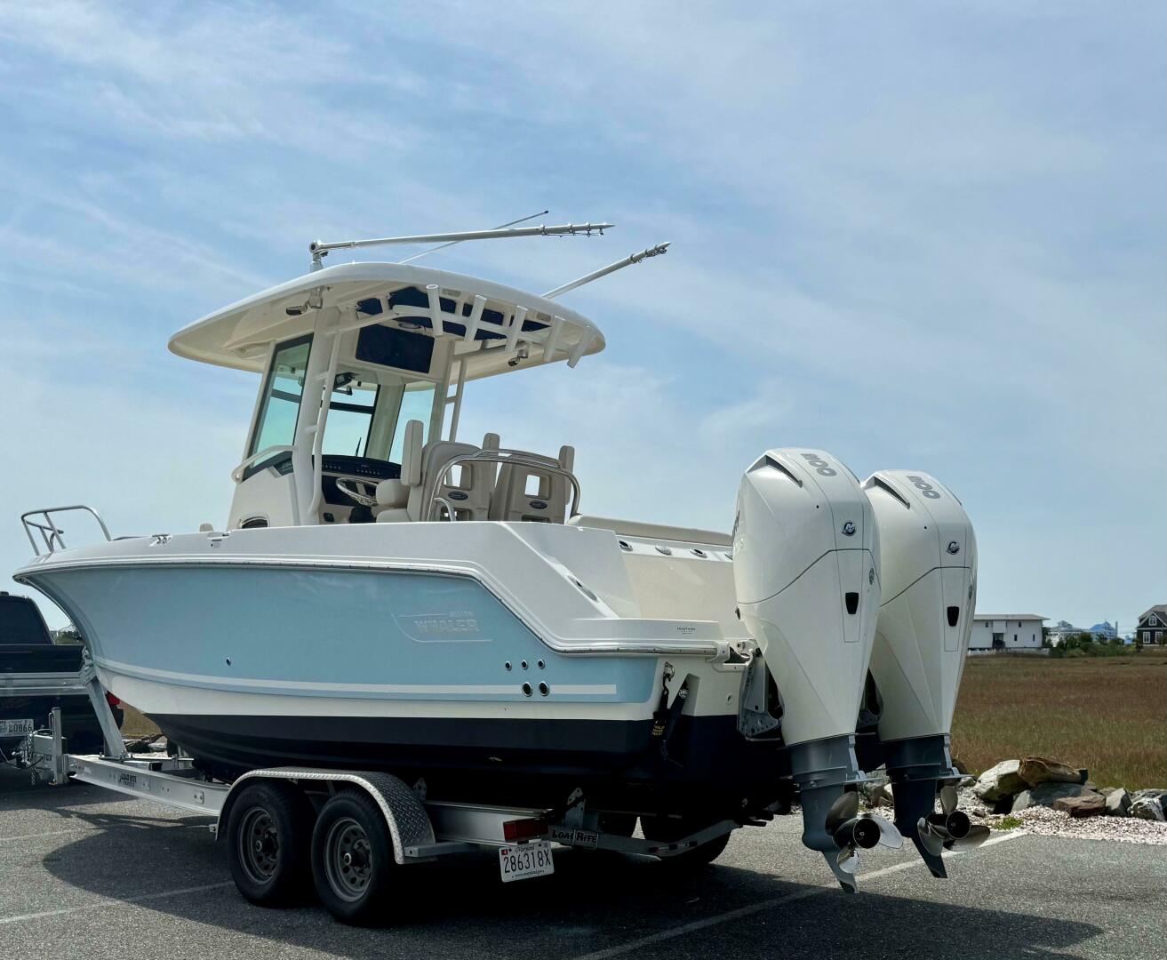 Slide: The Image of Boston Whaler 250 Outrage 2022 - 5279590