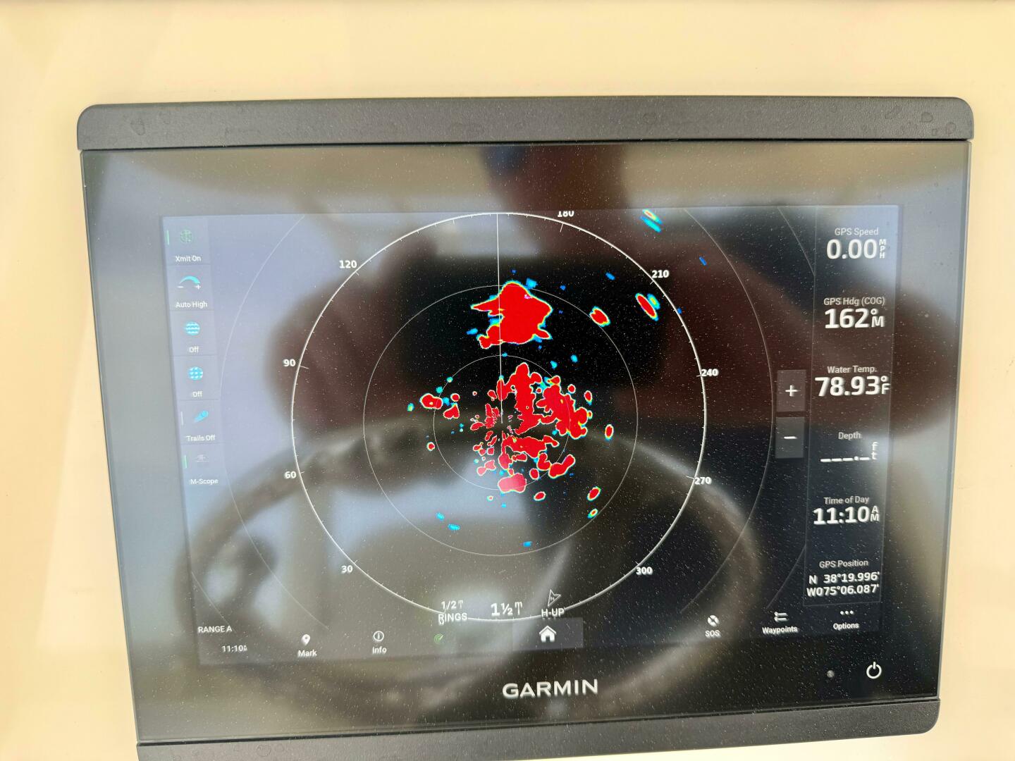 Slide: The Image of Boston Whaler 250 Outrage 2022 - 5279641