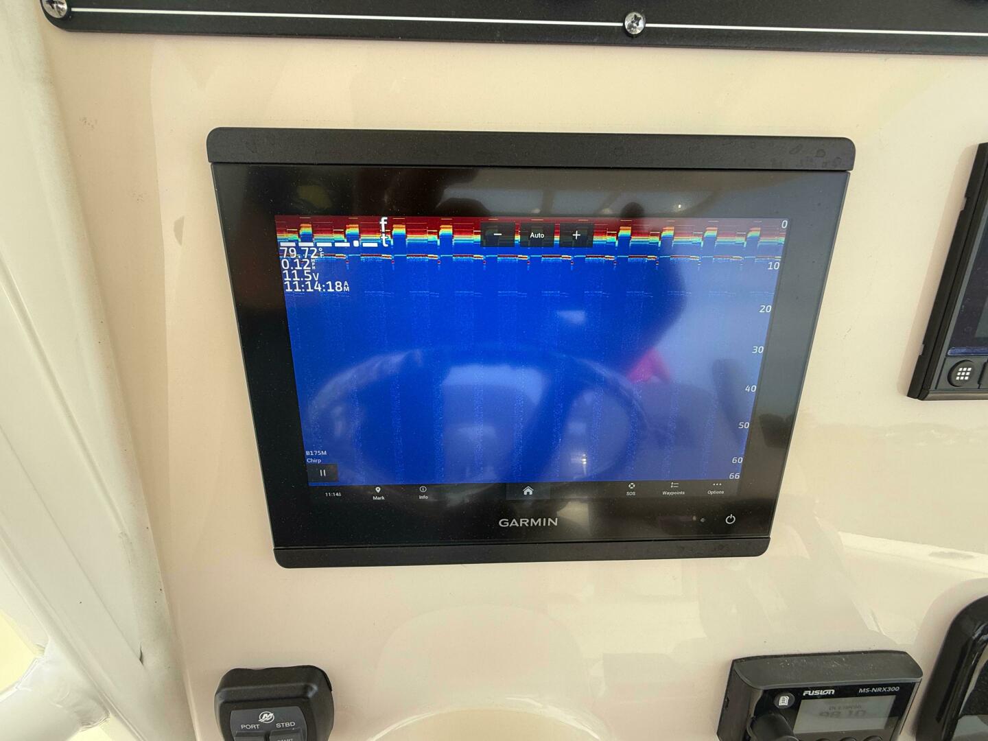 Slide: The Image of Boston Whaler 250 Outrage 2022 - 5279647