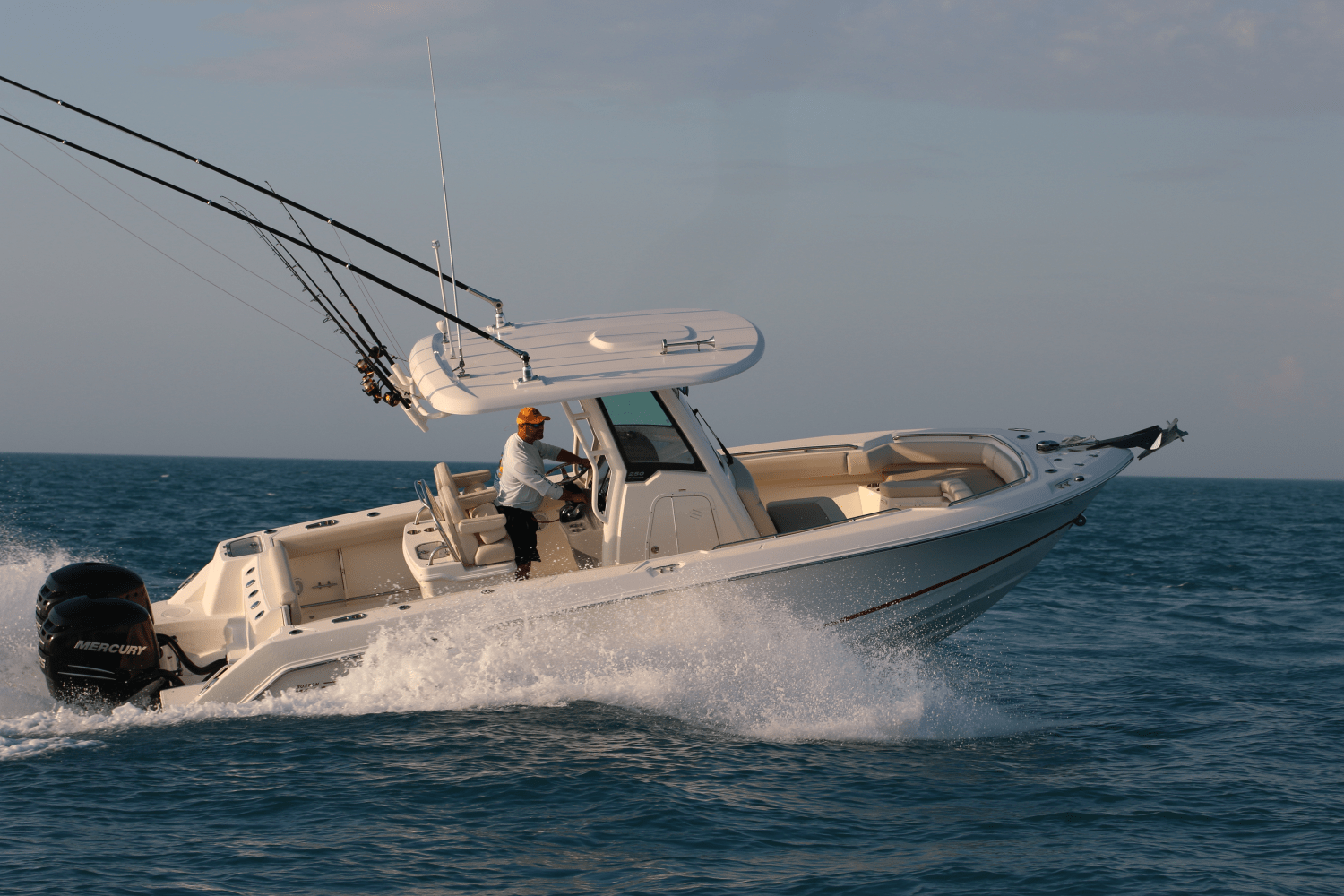Slide: The Image of Boston Whaler 250 Outrage 2025 - 68