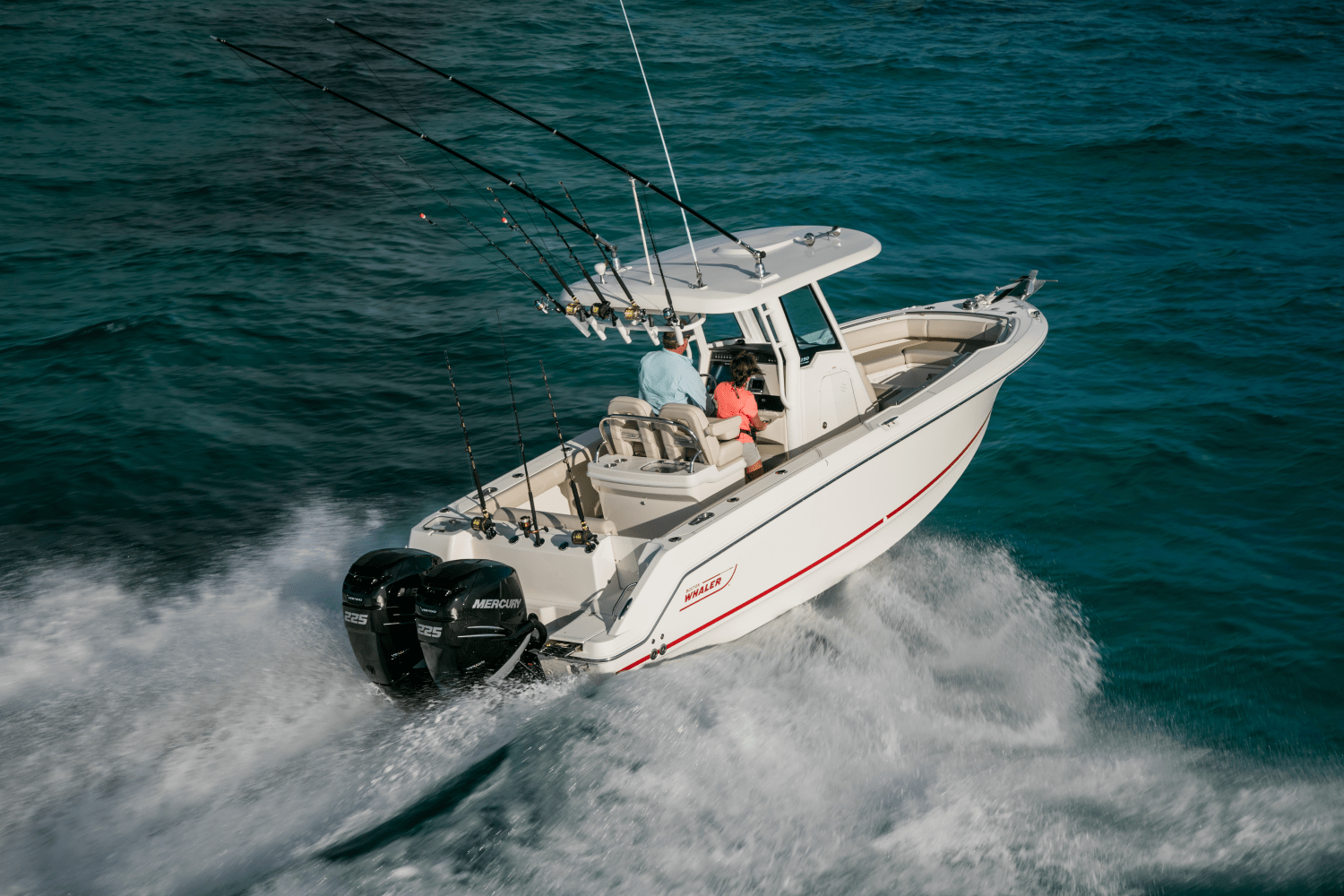 Slide: The Image of Boston Whaler 250 Outrage 2025 - 70