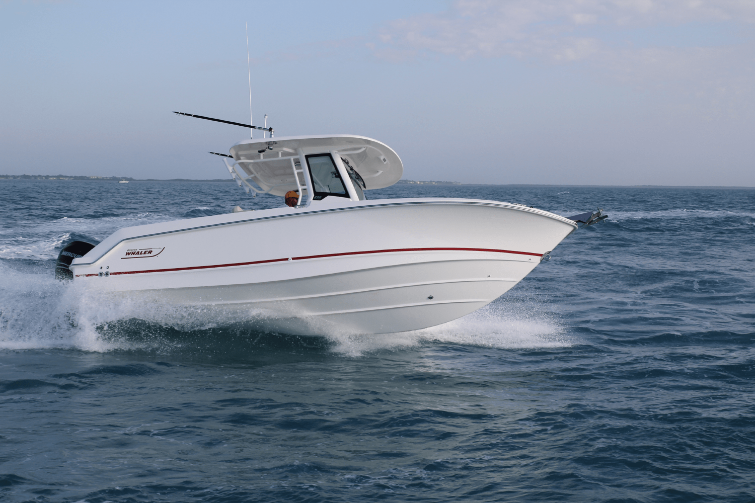 Slide: The Image of Boston Whaler 250 Outrage 2026 - 2