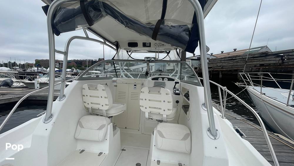 Slide: The Image of Boston Whaler 255 Conquest 2003 - 15468945