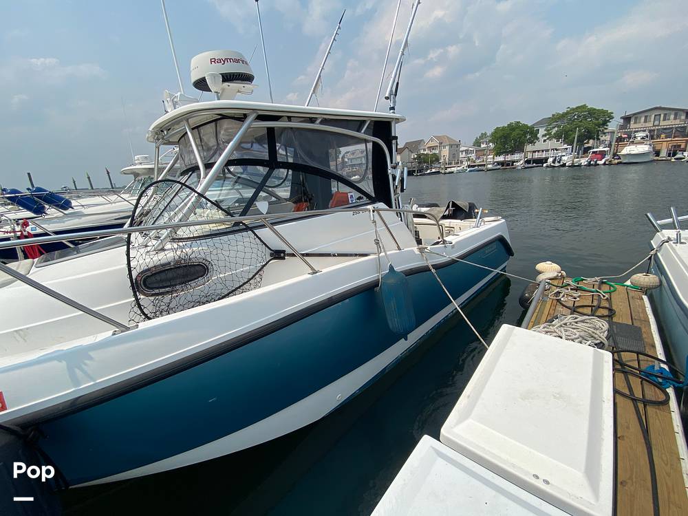 Slide: The Image of Boston Whaler 255 Conquest 2008 - 12609426