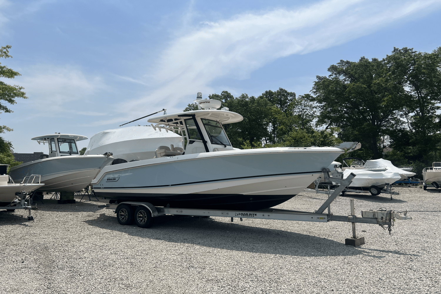 Slide: The Image of Boston Whaler 25 OUTRAGE 2022 - 0